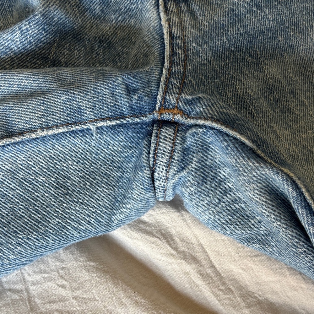 Madewell The Perfect Vintage Straight Jeans - Picture 5 of 11